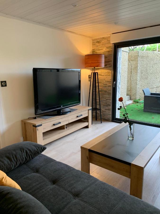 Joli Loft Dans Villa A Cornas エクステリア 写真